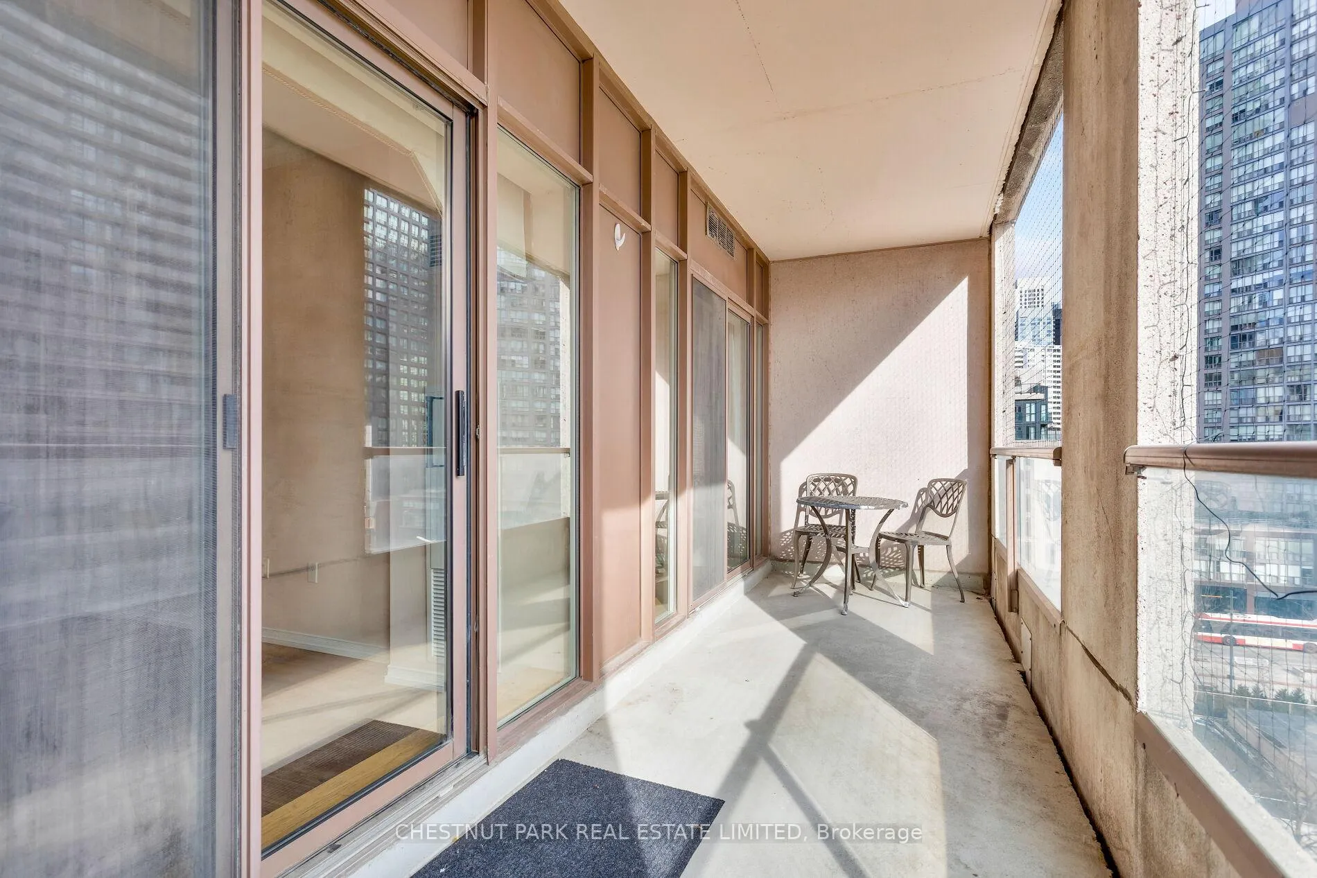 Photo 23 of Unit 710, 909 Bay Street, Toronto, Bay Street Corridor — HOMEH