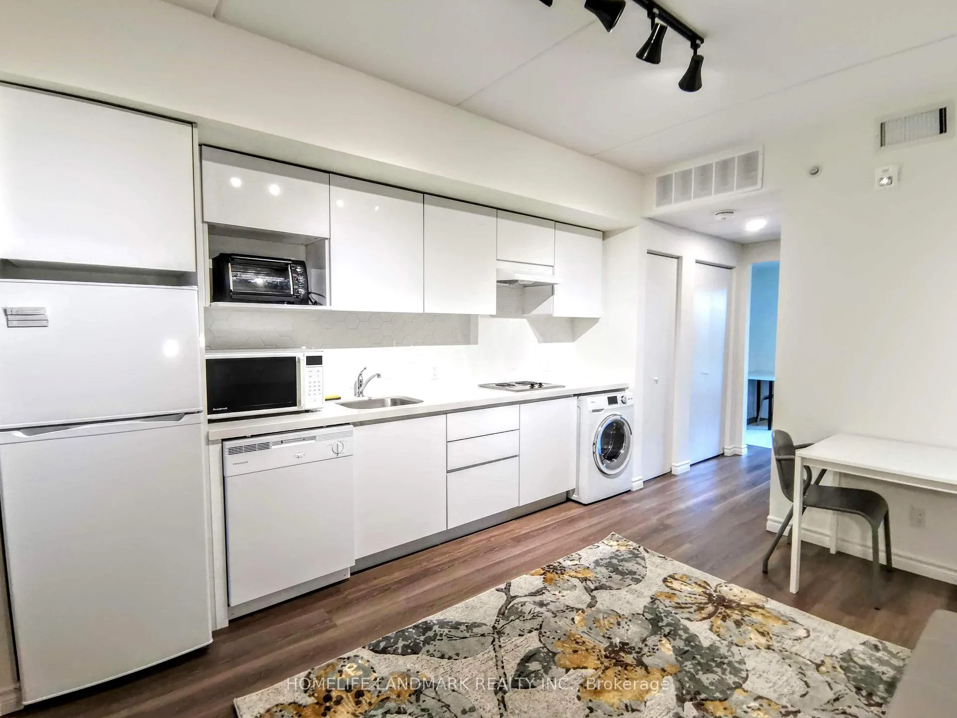Photo 4 of Unit 205, 268 Lester Street, Waterloo, Downtown Waterloo — HOMEH