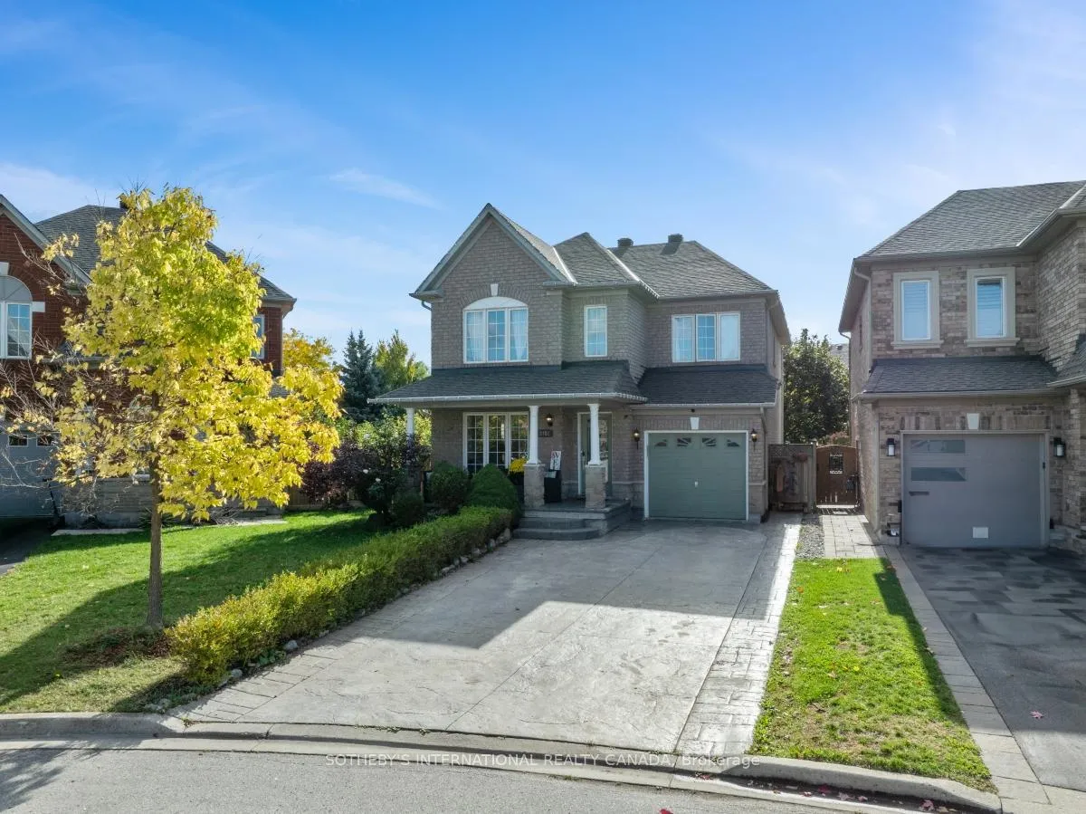 Front of 2182 Meadowglen Drive