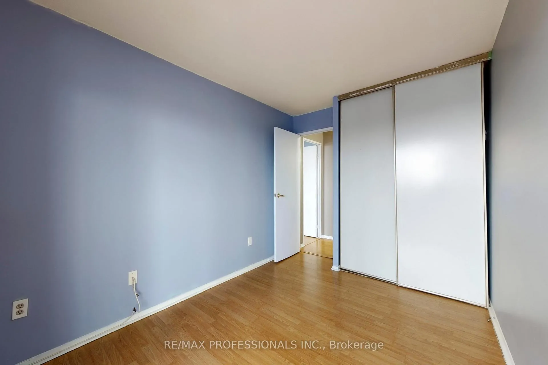 Photo 17 of Unit 1911, 10 Markbrook Lane, Etobicoke, Mount Olive-Silverstone-Jamestown — HOMEH