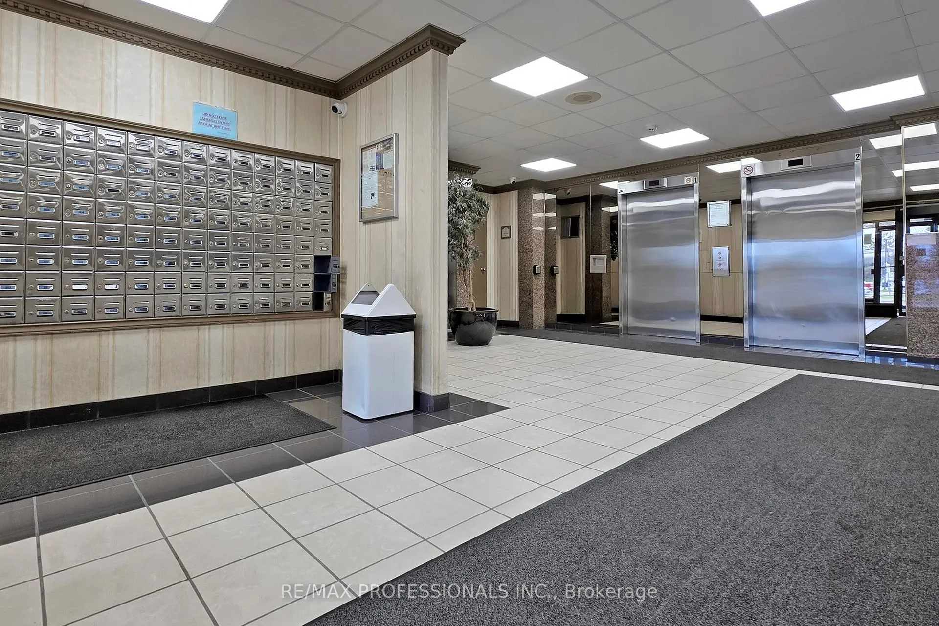 Photo 26 of Unit 1911, 10 Markbrook Lane, Etobicoke, Mount Olive-Silverstone-Jamestown — HOMEH
