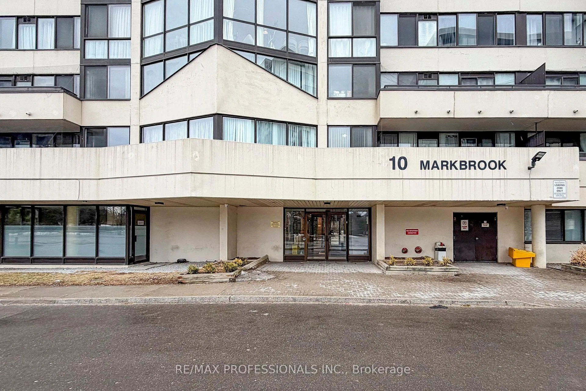 Photo 29 of Unit 1911, 10 Markbrook Lane, Etobicoke, Mount Olive-Silverstone-Jamestown — HOMEH