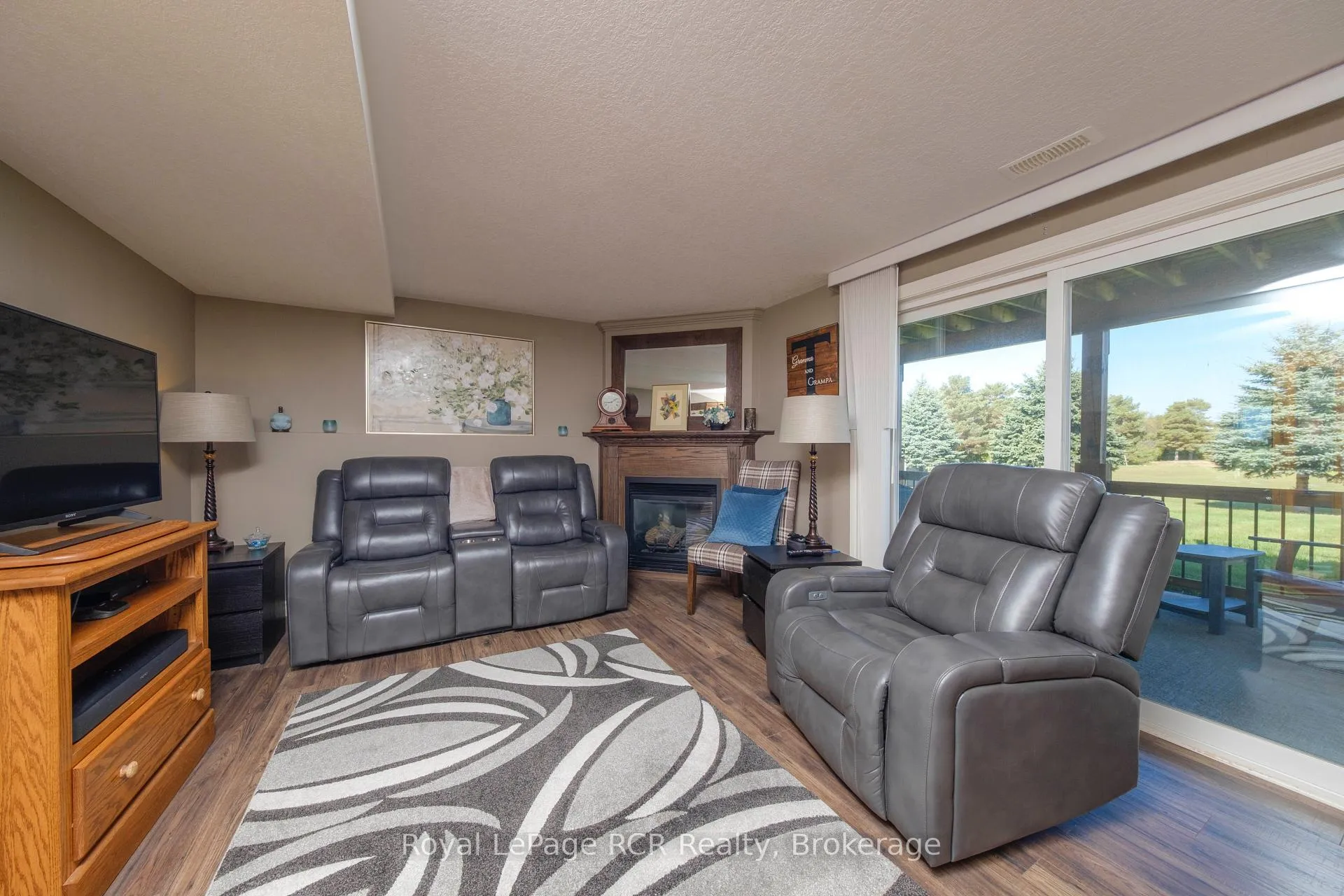 Photo 20 of 54 Lakefield Drive, Kincardine — HOMEH