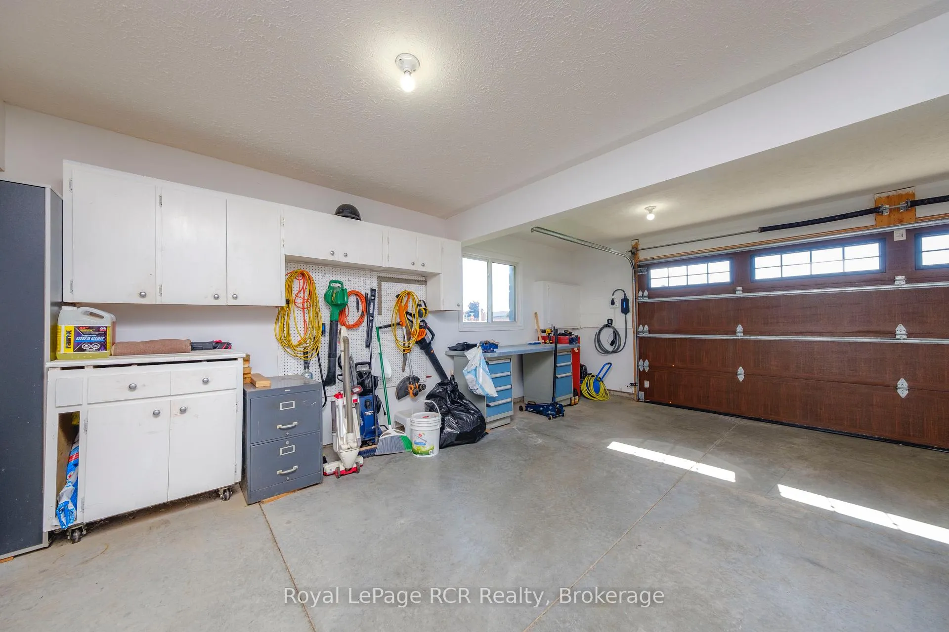 Photo 26 of 54 Lakefield Drive, Kincardine — HOMEH