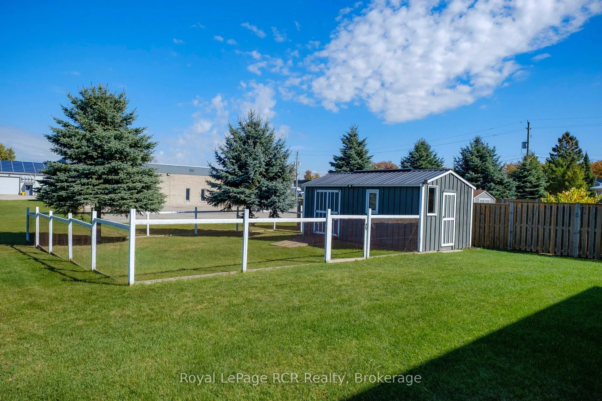 Photo 32 of 54 Lakefield Drive, Kincardine — HOMEH