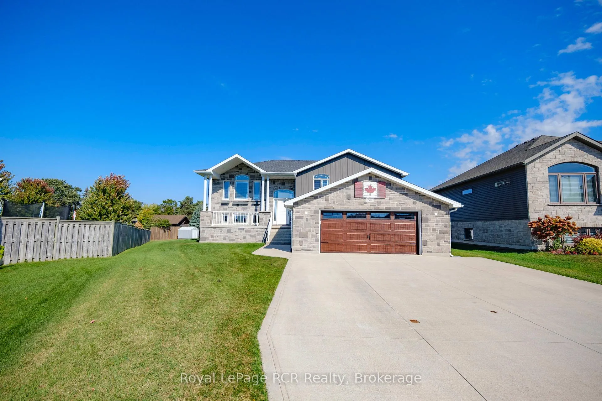 Photo 38 of 54 Lakefield Drive, Kincardine — HOMEH