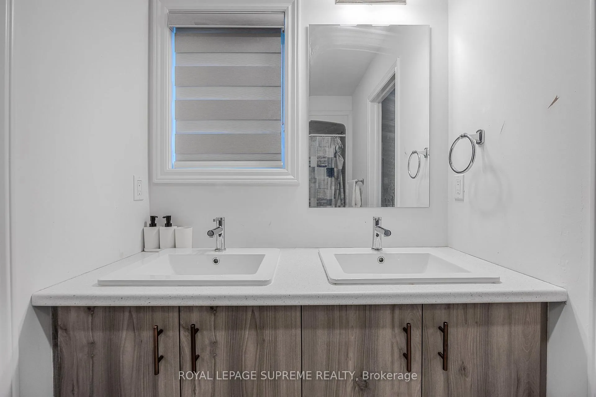 Photo 25 of 101 Sebastian Street E, Blue Mountains — HOMEH