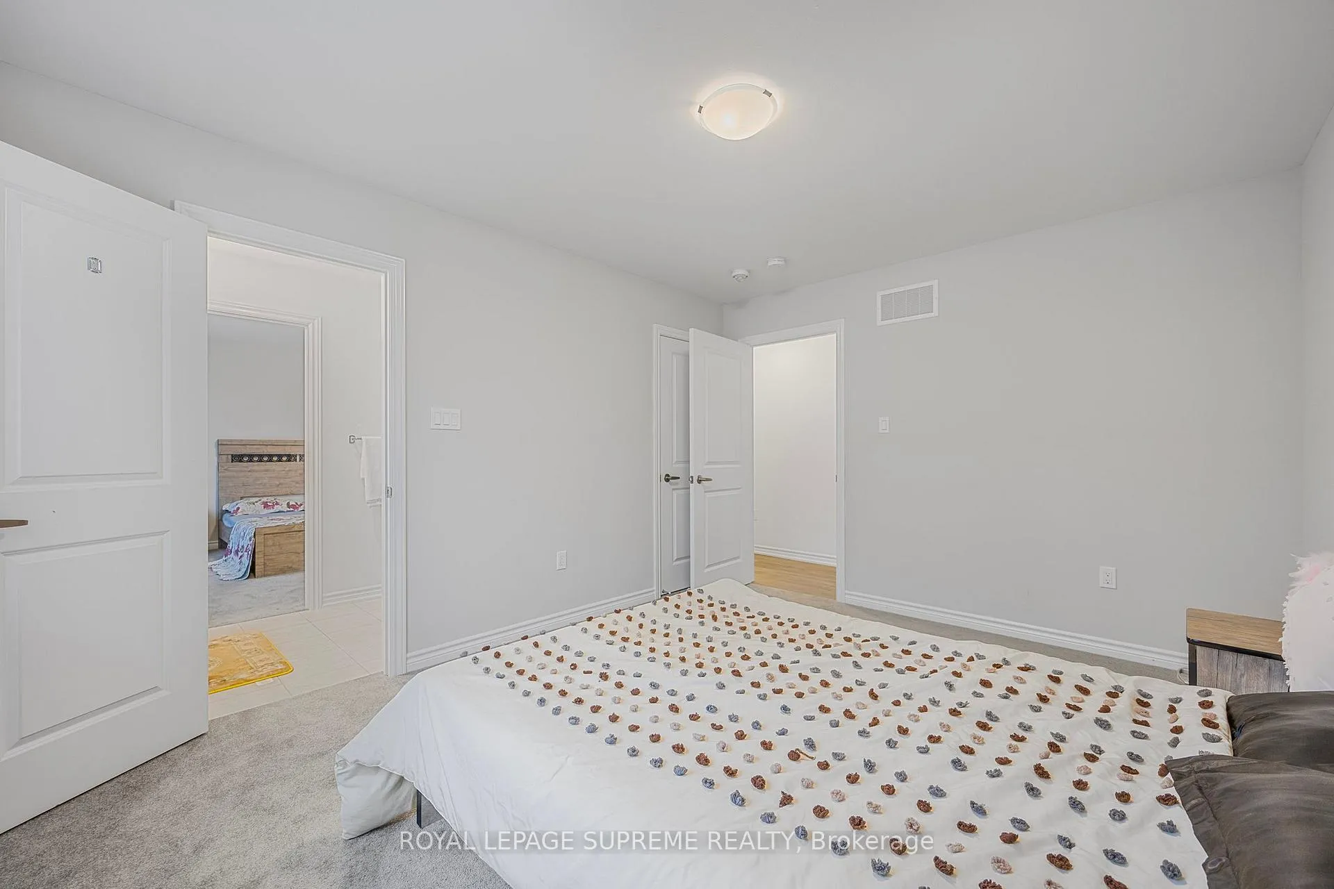 Photo 26 of 101 Sebastian Street E, Blue Mountains — HOMEH