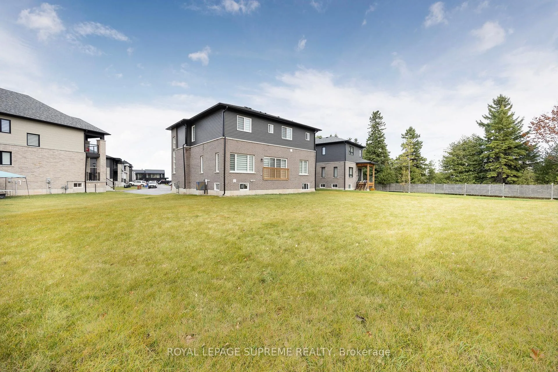 Photo 37 of 101 Sebastian Street E, Blue Mountains — HOMEH