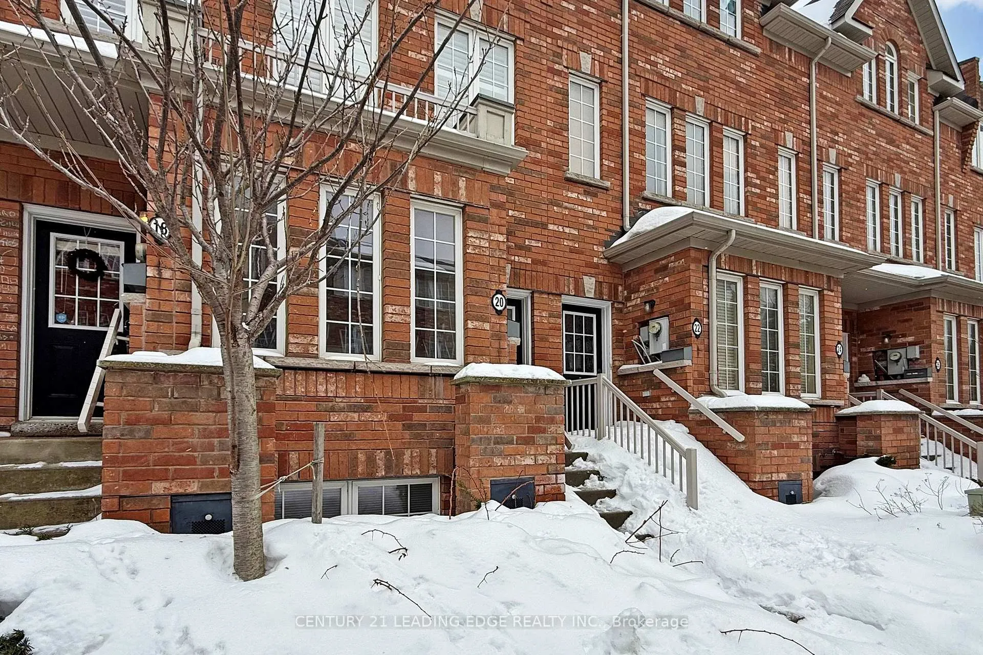 Photo 4 of 20 Carnahan Terrace, Toronto, East End-Danforth — HOMEH