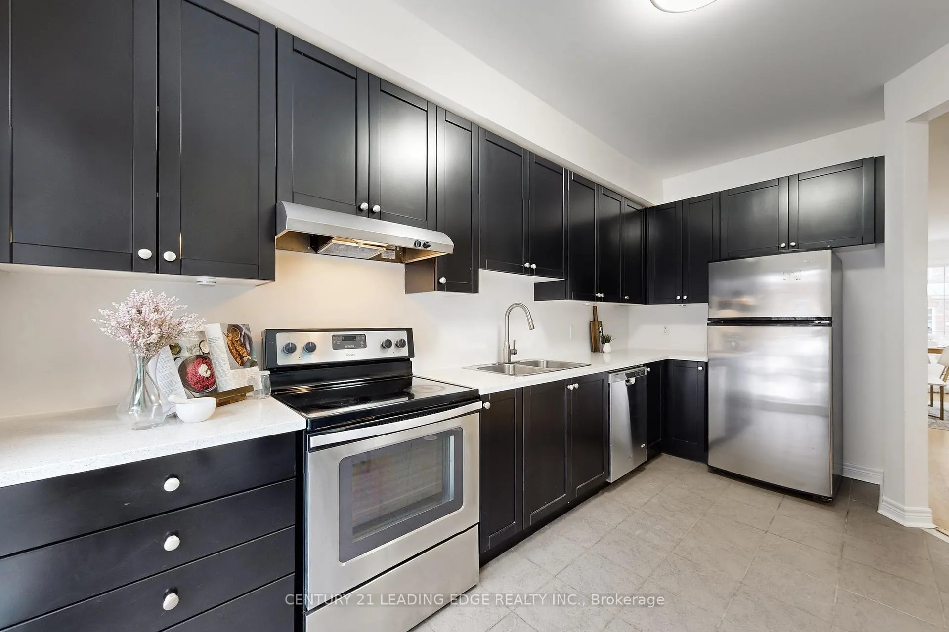 Photo 14 of 20 Carnahan Terrace, Toronto, East End-Danforth — HOMEH