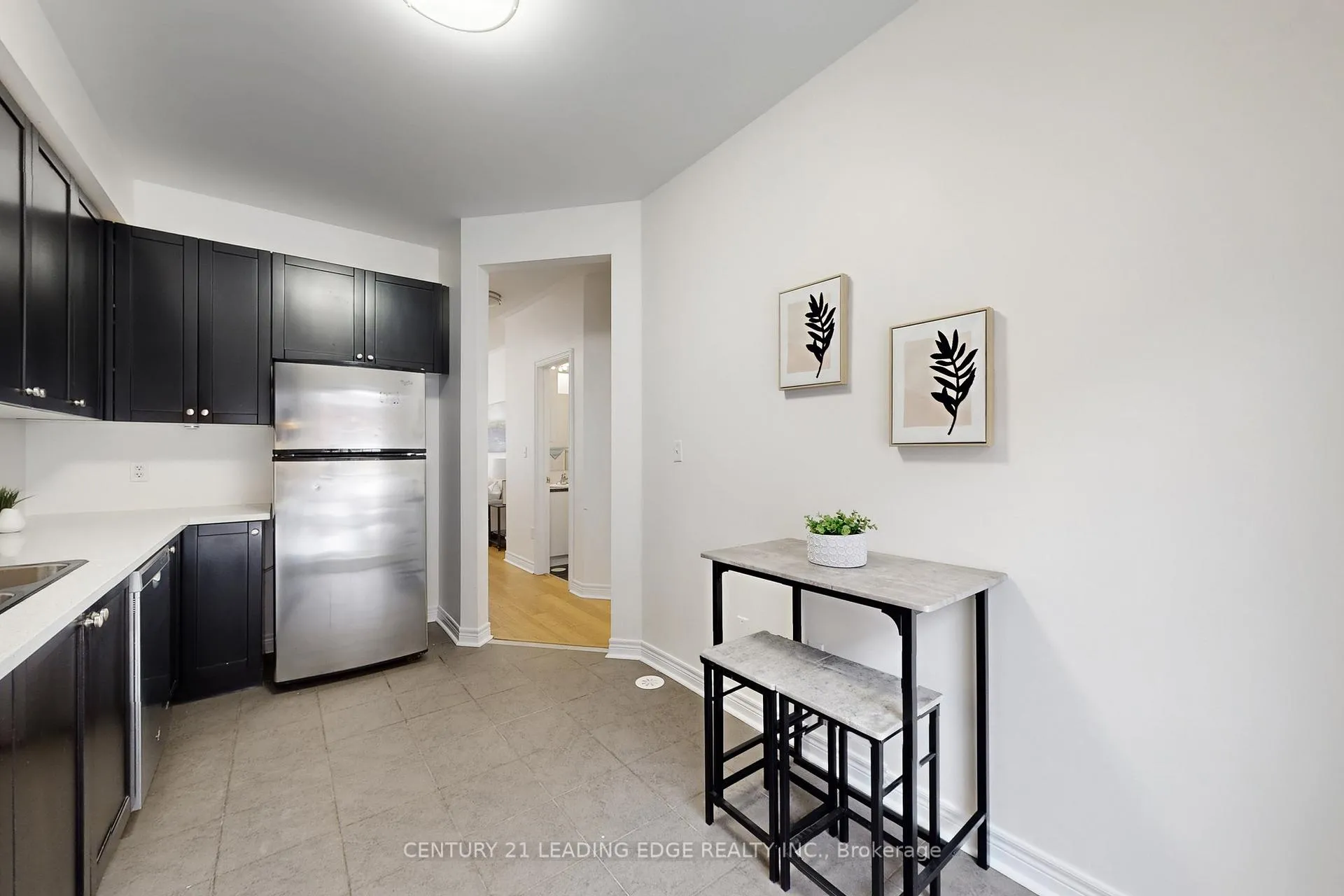 Photo 16 of 20 Carnahan Terrace, Toronto, East End-Danforth — HOMEH