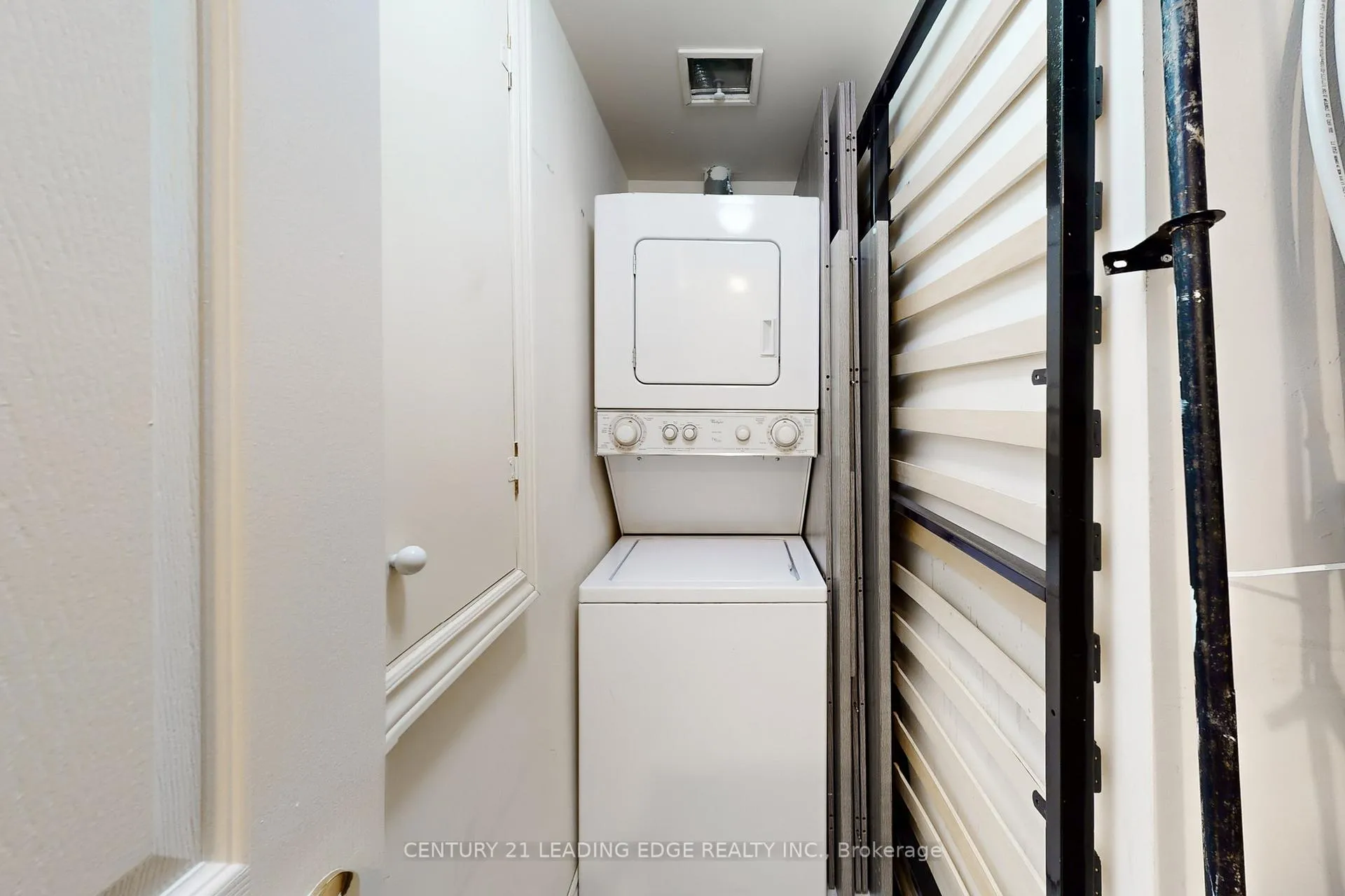 Photo 29 of 20 Carnahan Terrace, Toronto, East End-Danforth — HOMEH