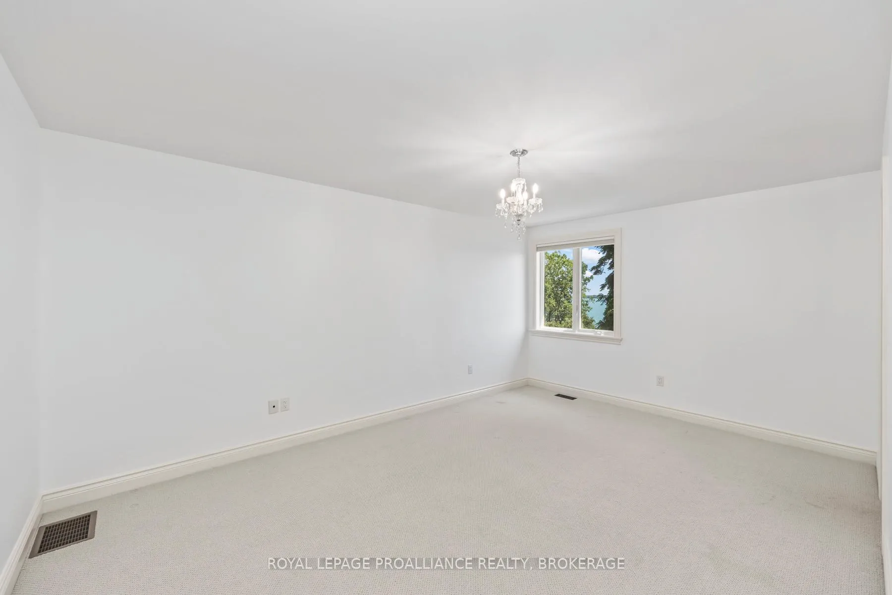 Photo 29 of 4744 Bath Road, Loyalist, Lennox and Addington - South — HOMEH