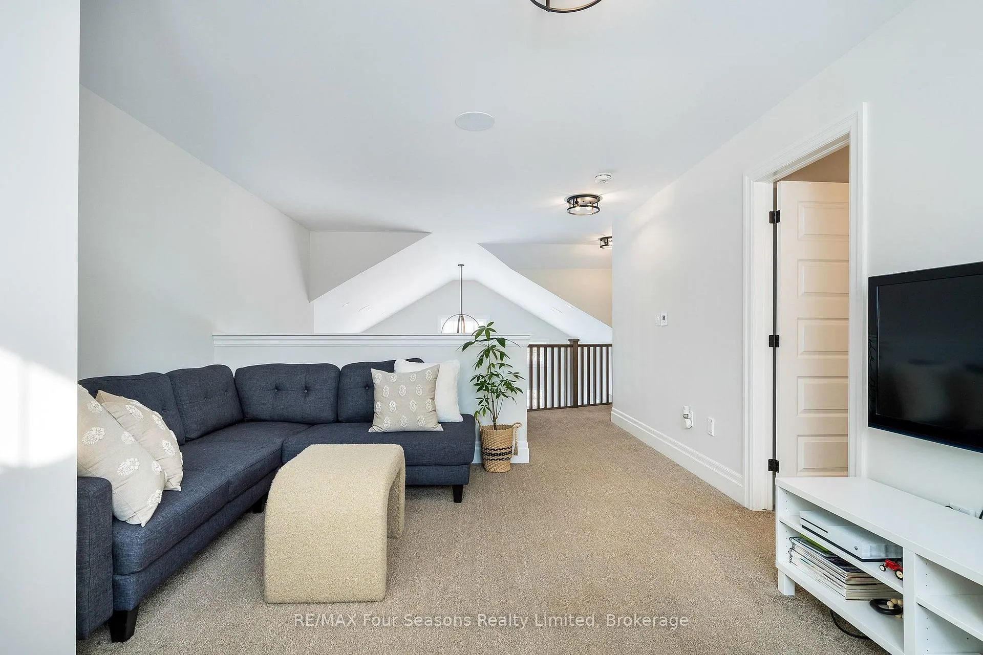 Photo 41 of 128 Timber Lane, Blue Mountains — HOMEH