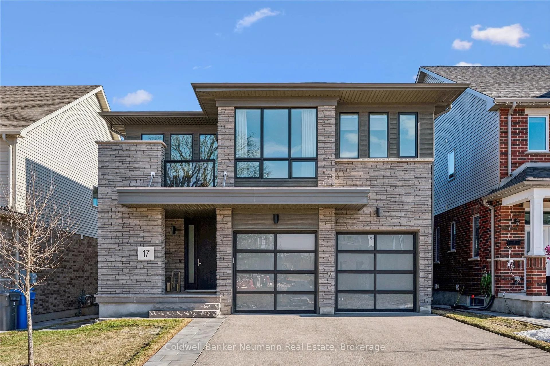 Photo 2 of 17 Ryder Avenue, Guelph, Kortright West — HOMEH