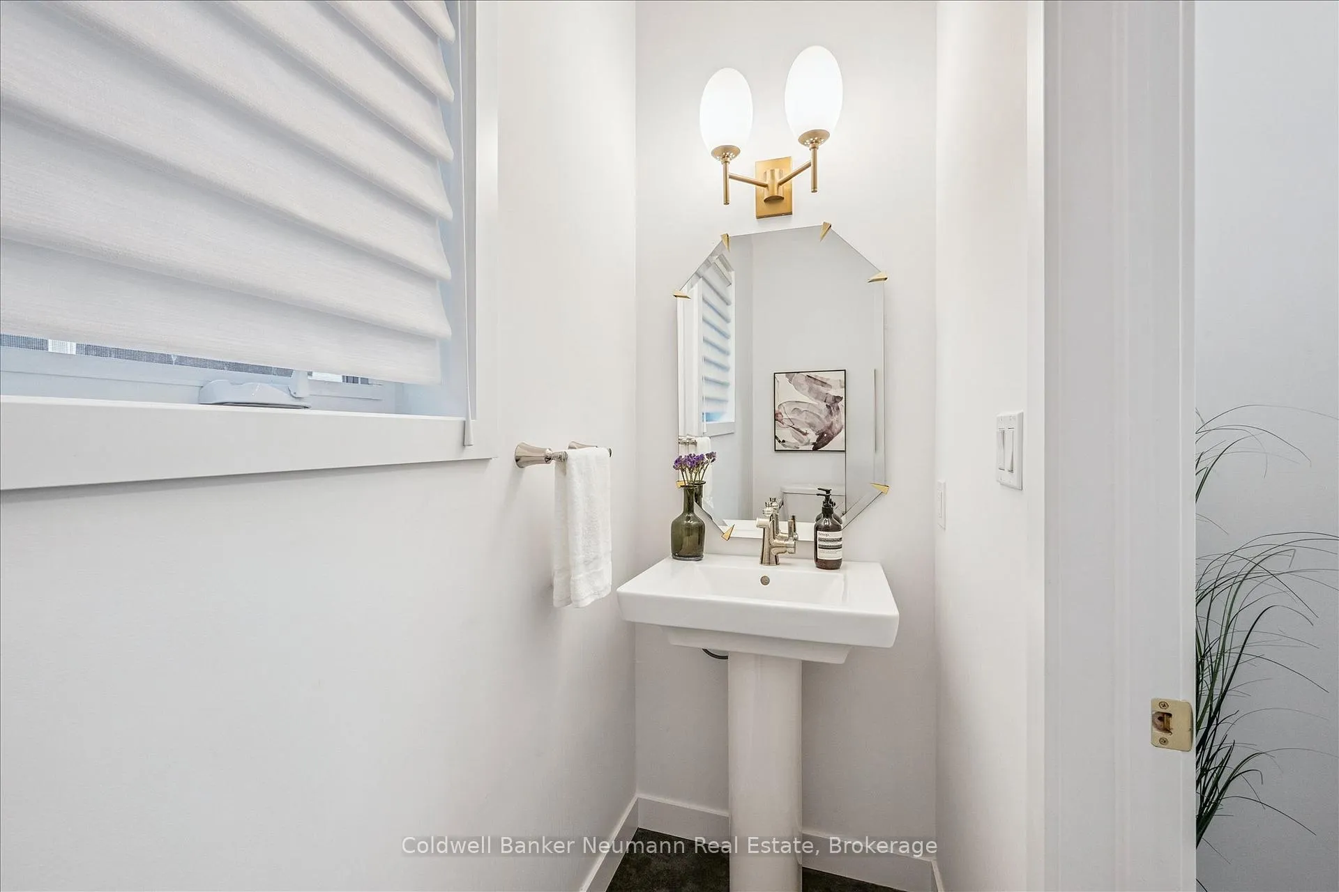 Photo 17 of 17 Ryder Avenue, Guelph, Kortright West — HOMEH