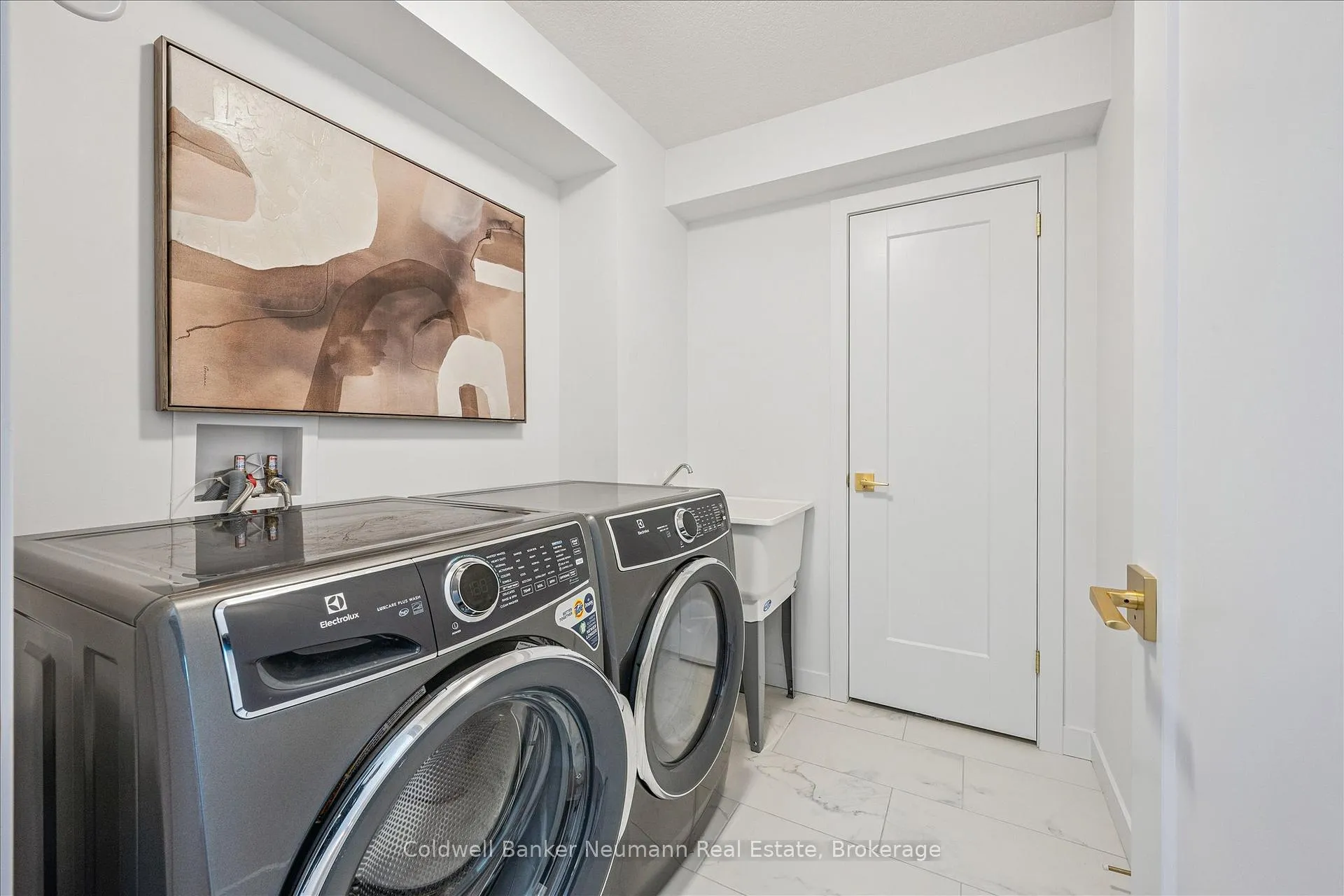 Photo 31 of 17 Ryder Avenue, Guelph, Kortright West — HOMEH