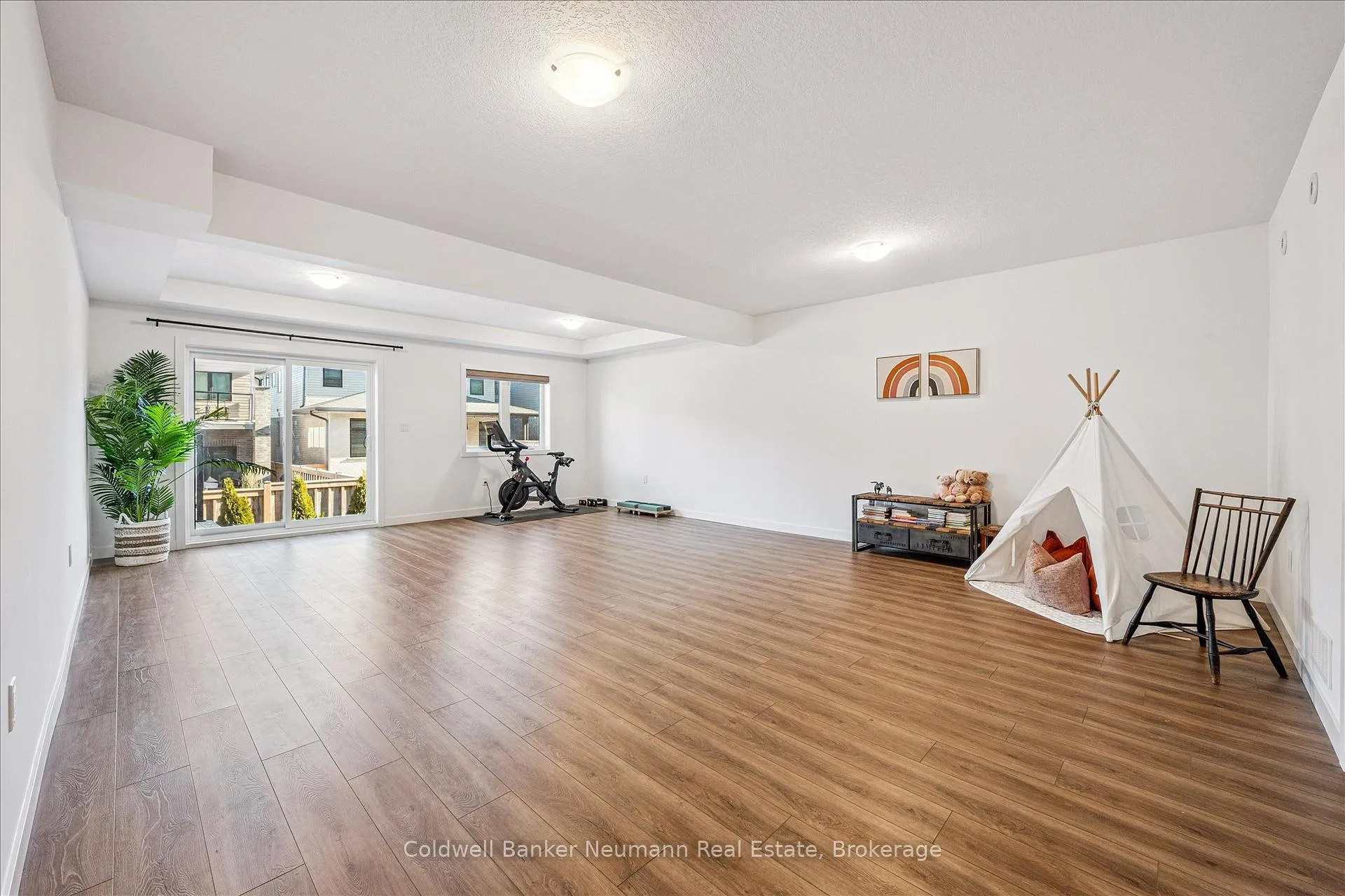 Photo 32 of 17 Ryder Avenue, Guelph, Kortright West — HOMEH