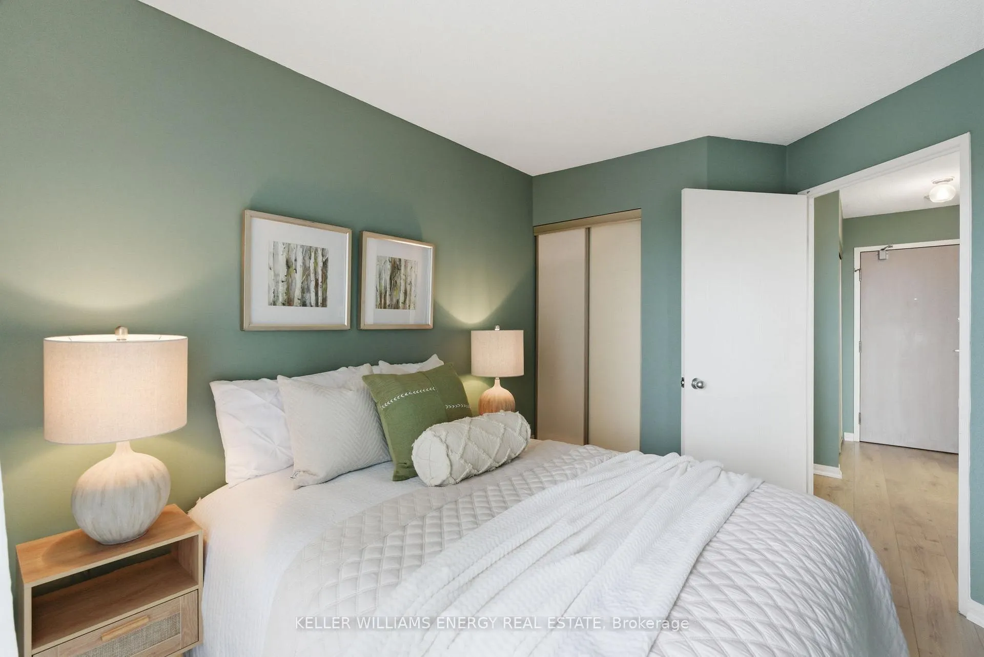Photo 17 of Unit 901, 711 Rossland Road E, Whitby, Pringle Creek — HOMEH