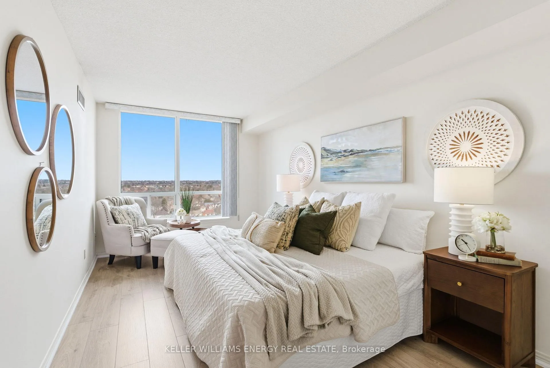 Photo 19 of Unit 901, 711 Rossland Road E, Whitby, Pringle Creek — HOMEH