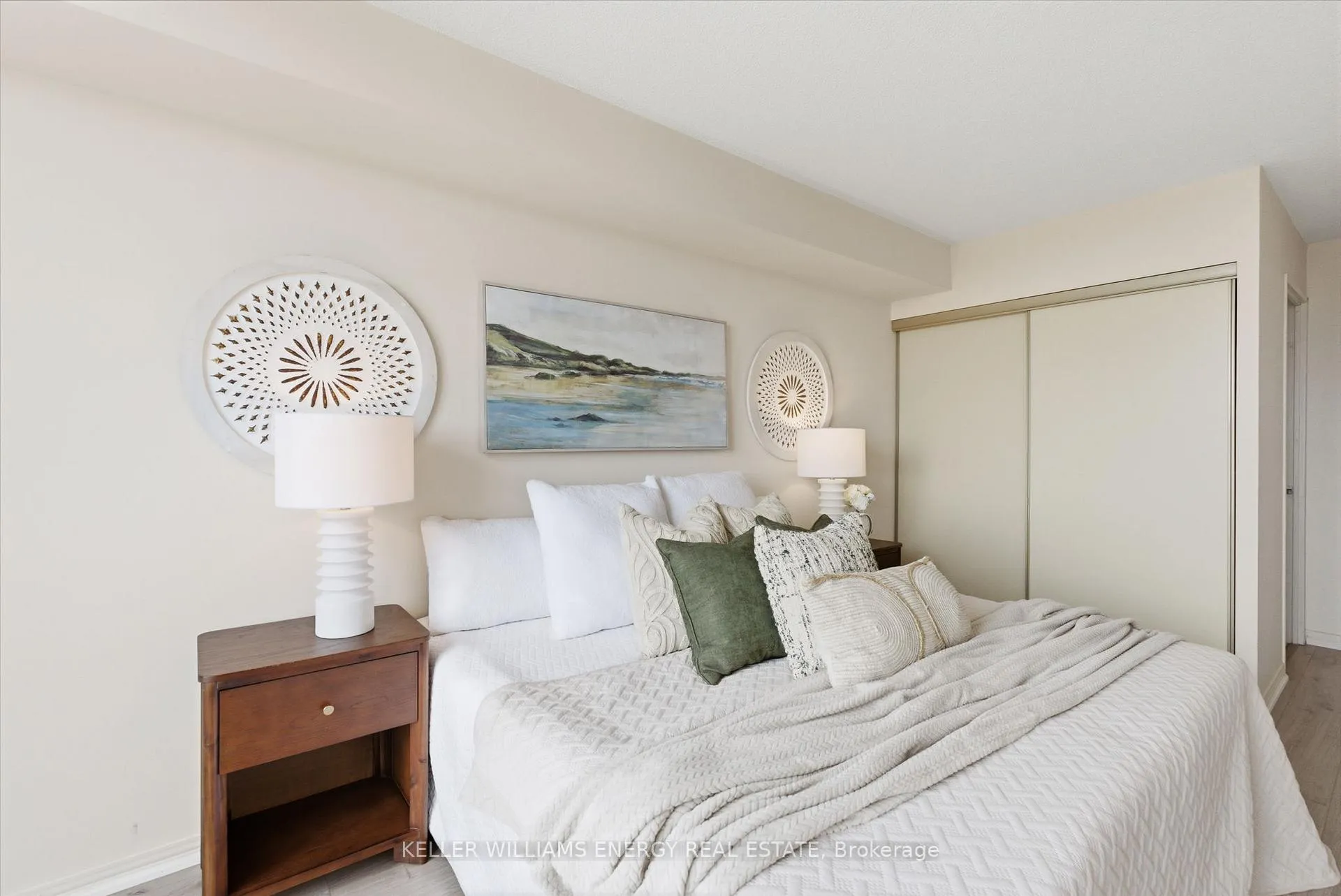 Photo 21 of Unit 901, 711 Rossland Road E, Whitby, Pringle Creek — HOMEH
