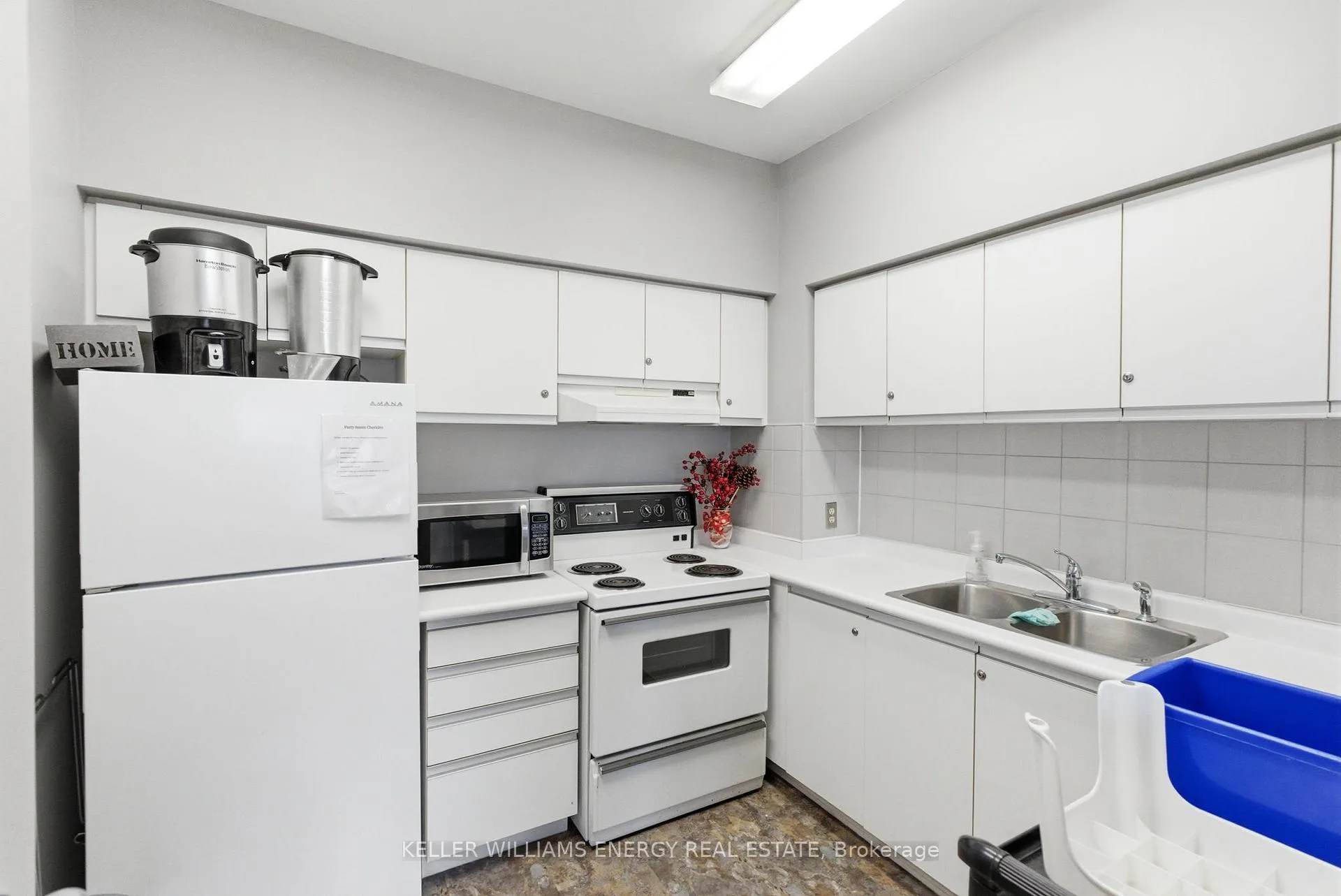 Photo 33 of Unit 901, 711 Rossland Road E, Whitby, Pringle Creek — HOMEH