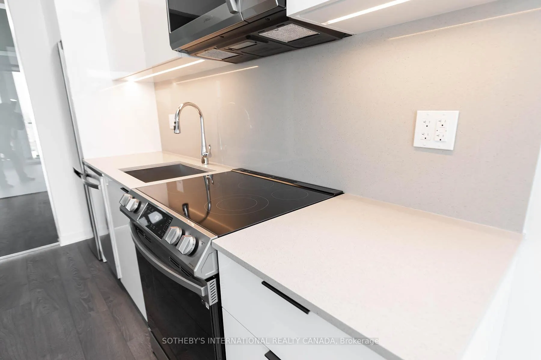 Photo 11 of Unit 1525, 50 Power Street, Toronto, Moss Park — HOMEH