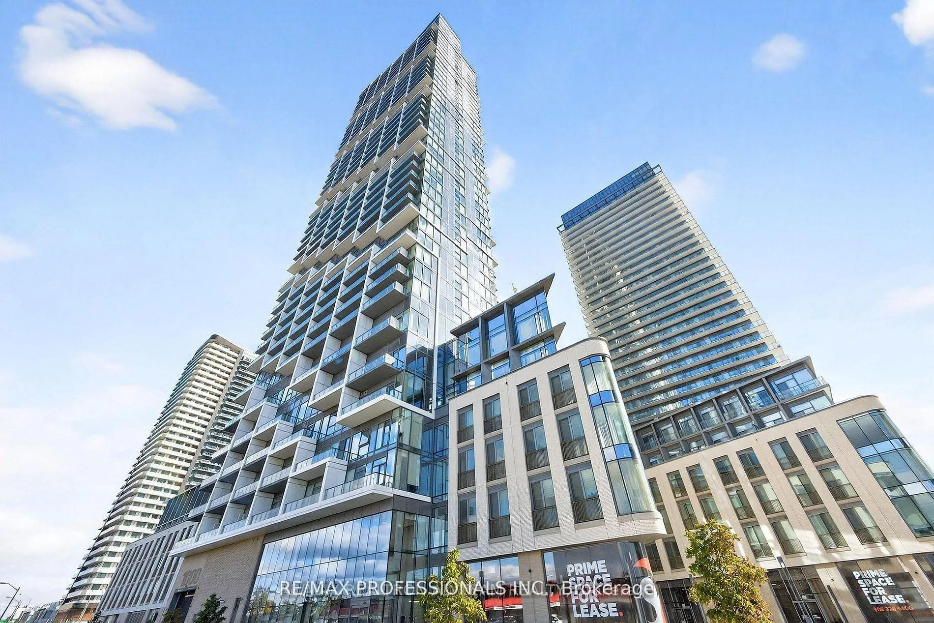 Front of Unit 1705, 1000 Portage Parkway