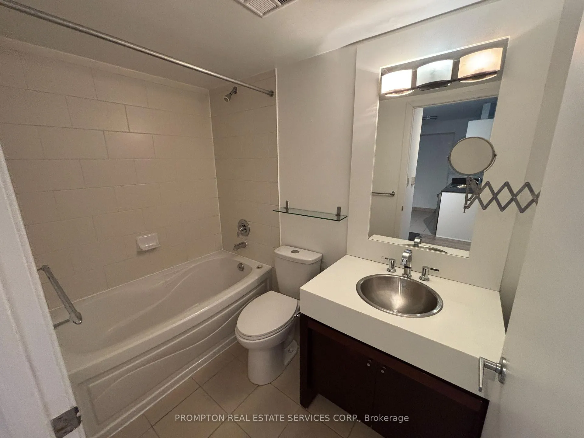 Photo 7 of Unit 607, 81 Navy Wharf Court, Toronto, Waterfront Communities — HOMEH