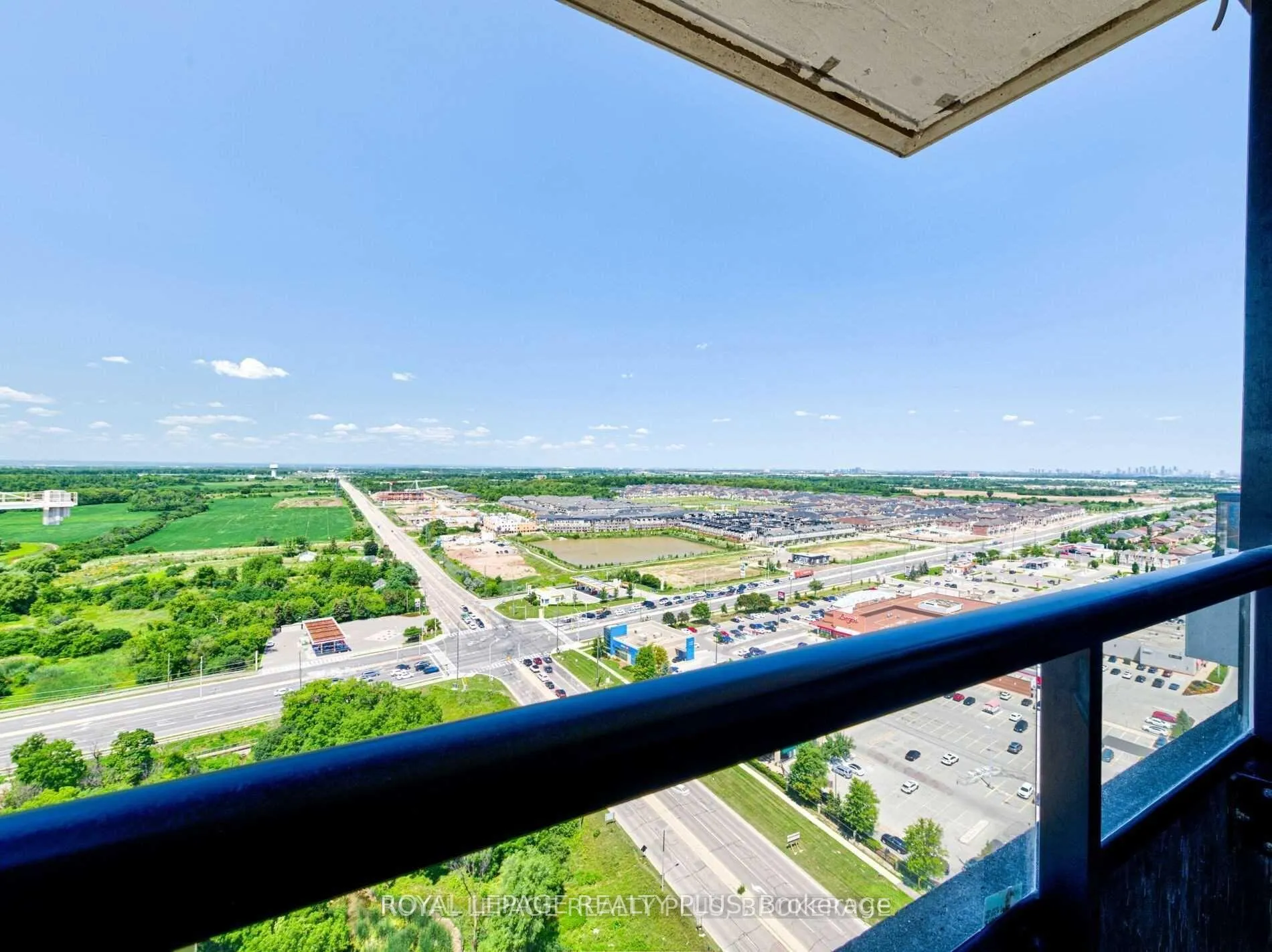 Front of Unit 2107, 297 Oak Walk Drive