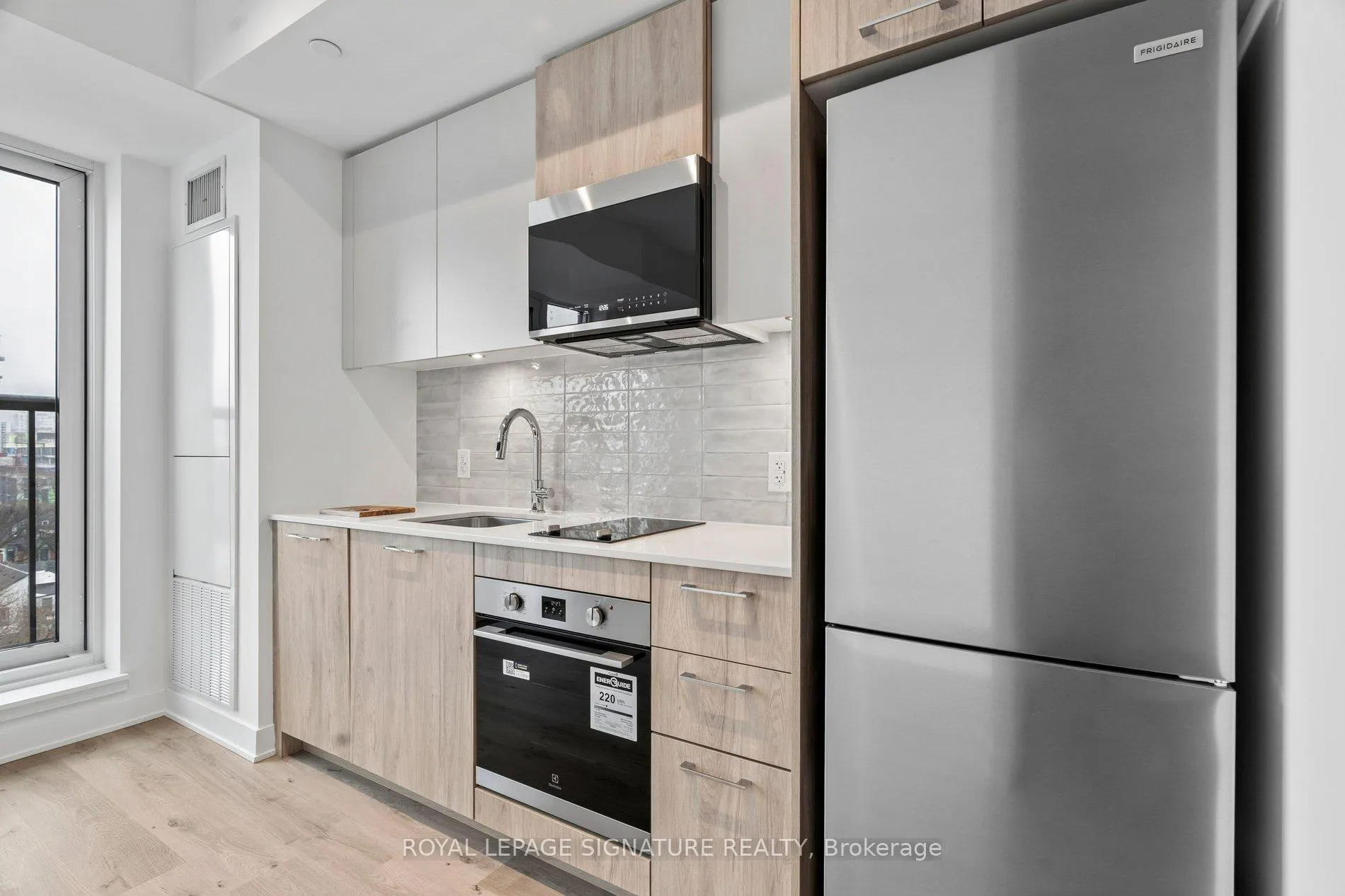 Photo 4 of Unit 727, 30 Dreamers Way, Toronto, Regent Park — HOMEH