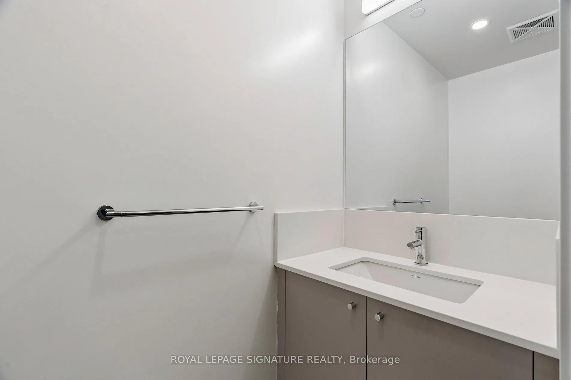 Photo 19 of Unit 727, 30 Dreamers Way, Toronto, Regent Park — HOMEH