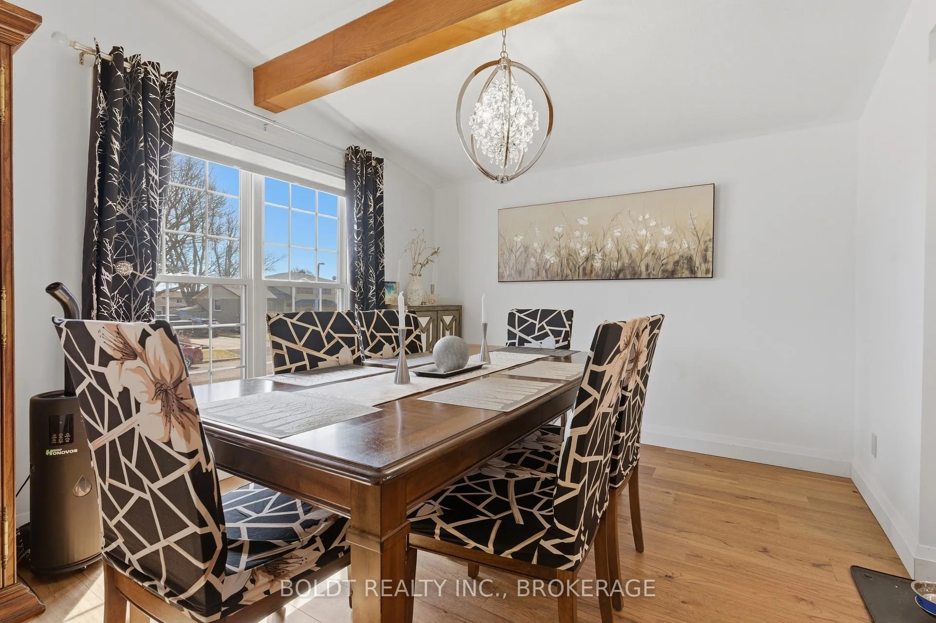 Photo 9 of 26 Glenayr Place, Welland, N. Welland — HOMEH