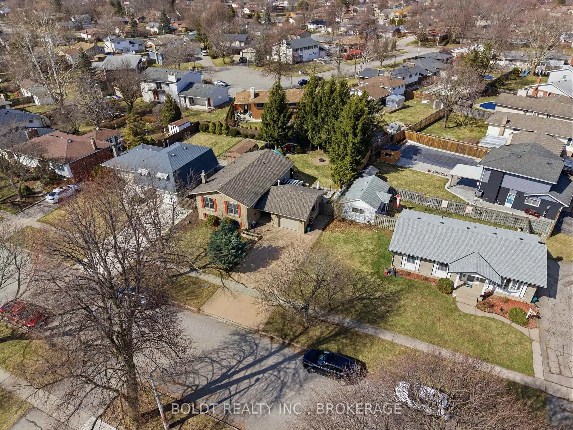 Photo 37 of 26 Glenayr Place, Welland, N. Welland — HOMEH