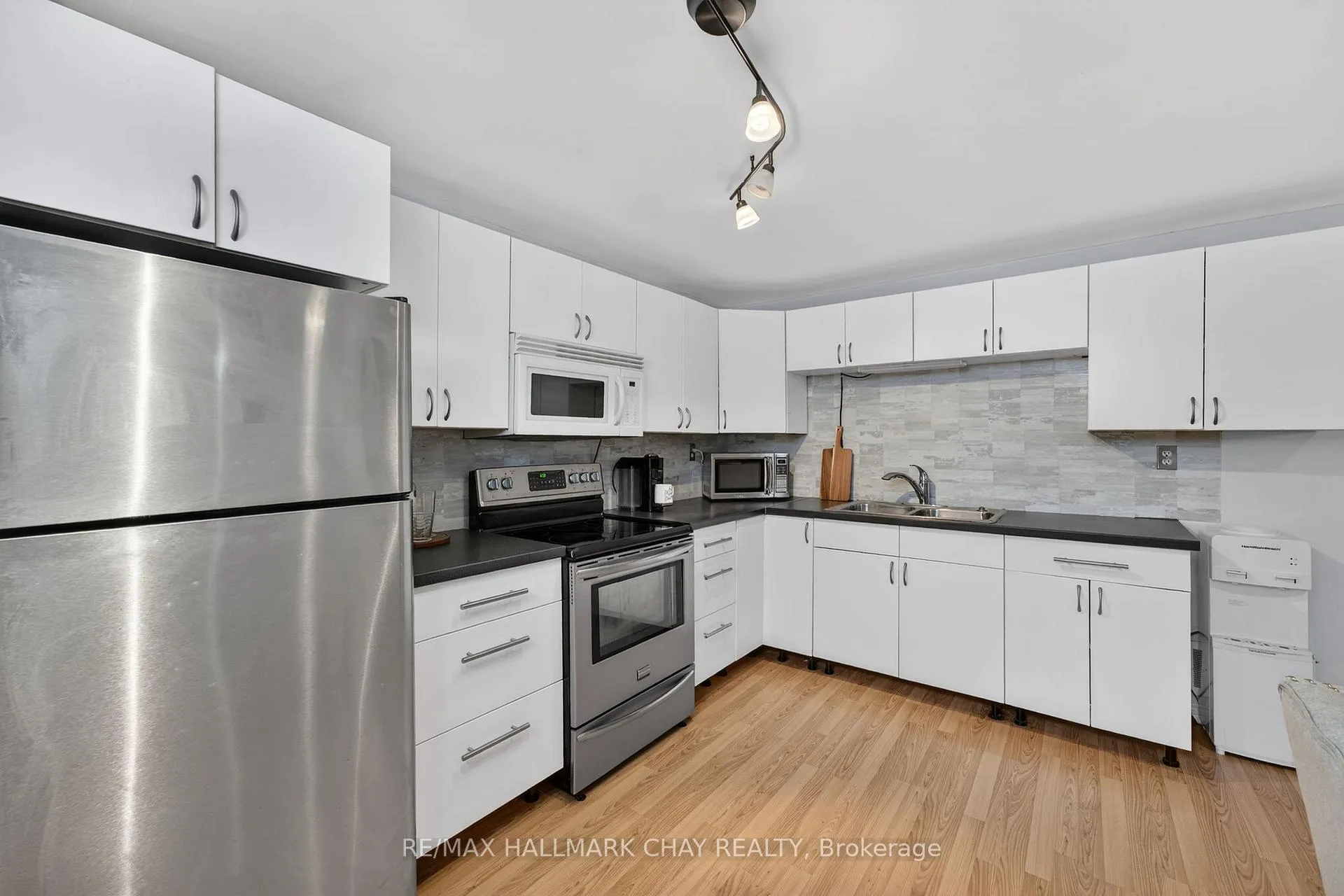Photo 21 of 2175 Adullam Avenue, Innisfil, Alcona — HOMEH