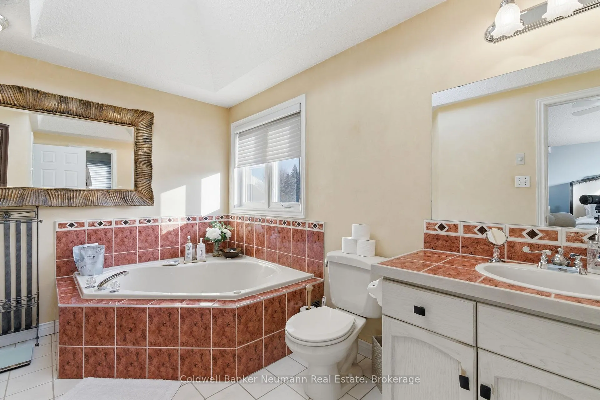 Photo 21 of 45 Fieldstone Road, Guelph, Kortright East — HOMEH