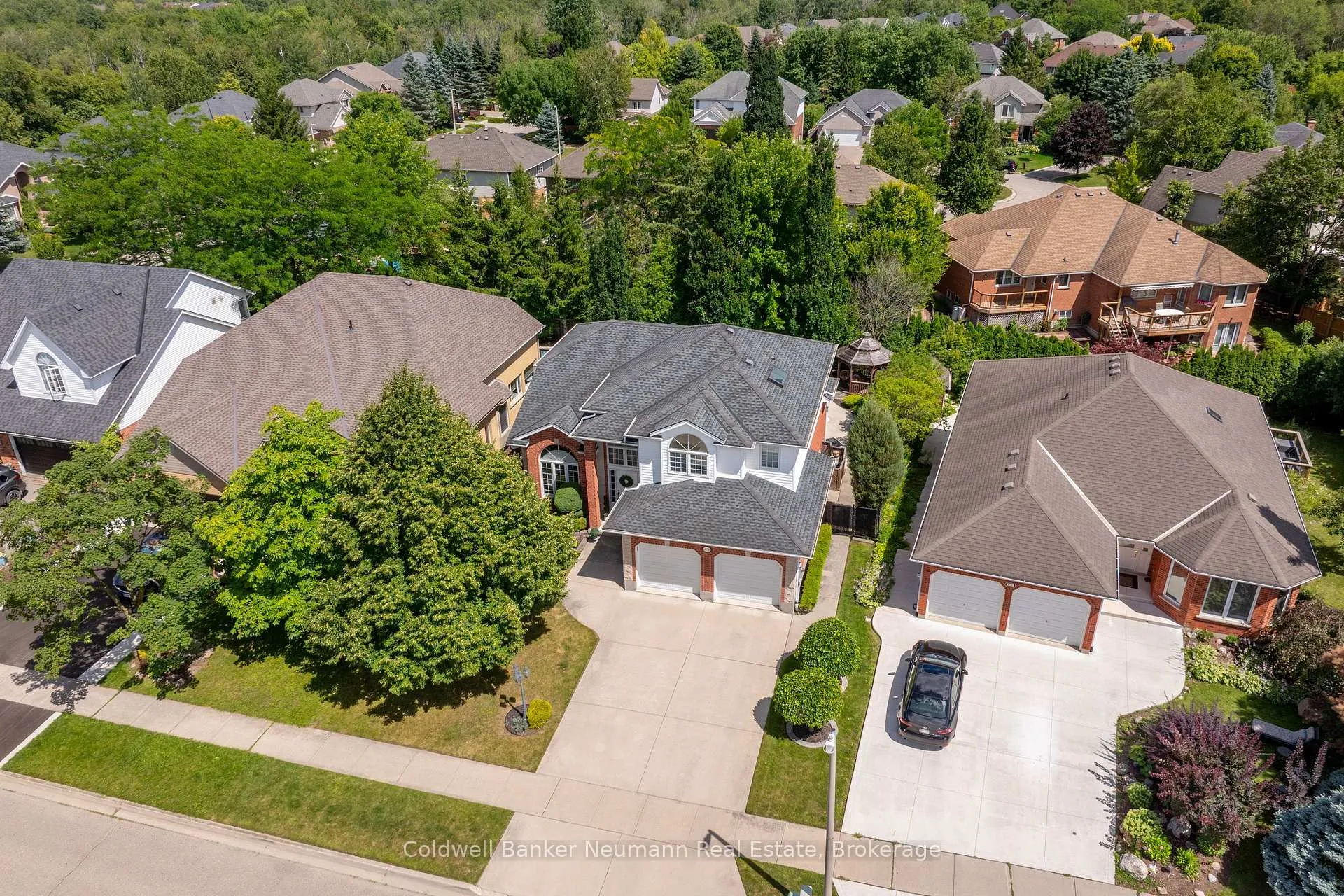 Photo 41 of 45 Fieldstone Road, Guelph, Kortright East — HOMEH