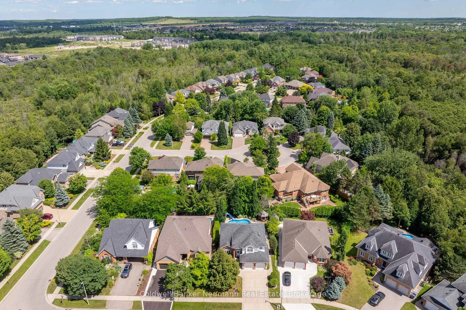 Photo 44 of 45 Fieldstone Road, Guelph, Kortright East — HOMEH