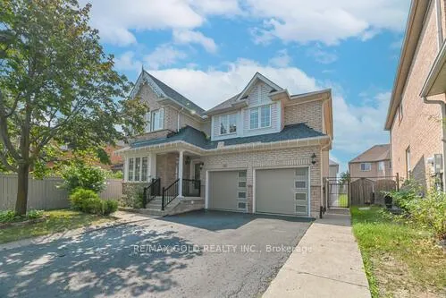 Photo 2 of 63 Hiberton Crescent, Brampton, Fletcher's Meadow — HOMEH