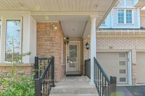 Photo 3 of 63 Hiberton Crescent, Brampton, Fletcher's Meadow — HOMEH
