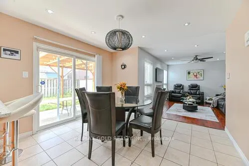 Photo 16 of 63 Hiberton Crescent, Brampton, Fletcher's Meadow — HOMEH