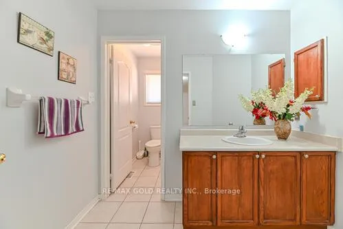 Photo 37 of 63 Hiberton Crescent, Brampton, Fletcher's Meadow — HOMEH