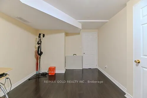 Photo 43 of 63 Hiberton Crescent, Brampton, Fletcher's Meadow — HOMEH