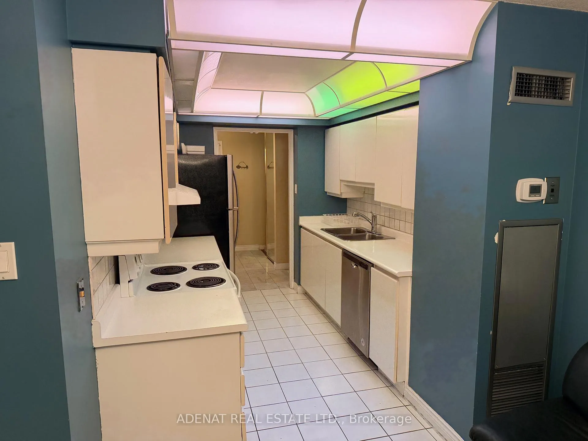 Photo 16 of Unit 1810, 7 Townsgate Drive, Vaughan, Crestwood-Springfarm-Yorkhill — HOMEH