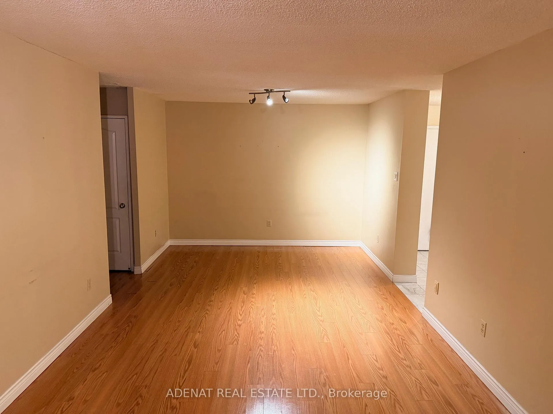 Photo 22 of Unit 1810, 7 Townsgate Drive, Vaughan, Crestwood-Springfarm-Yorkhill — HOMEH