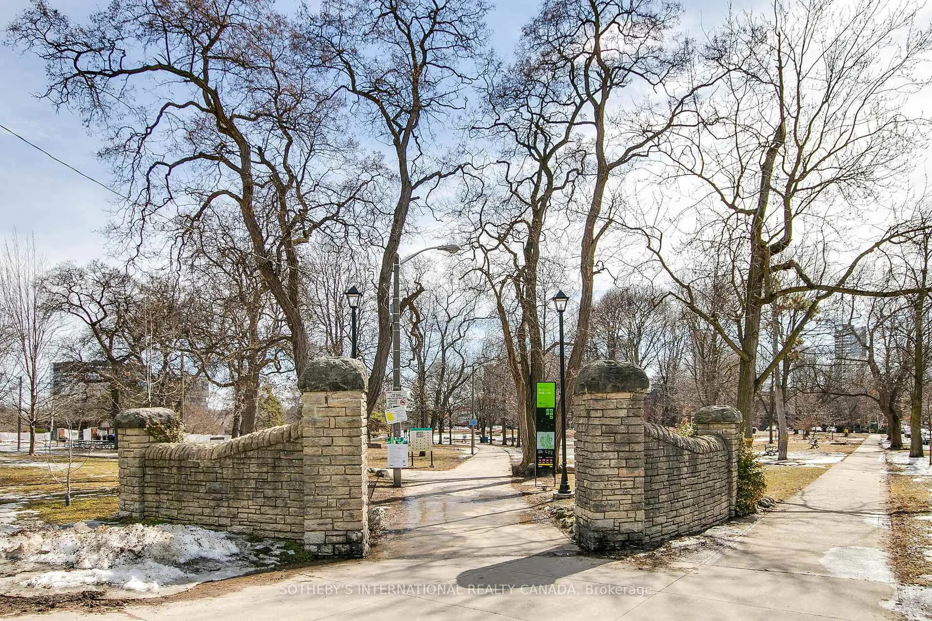 Photo 37 of 389 Carlton Street, Toronto, Cabbagetown-South St. James Town — HOMEH