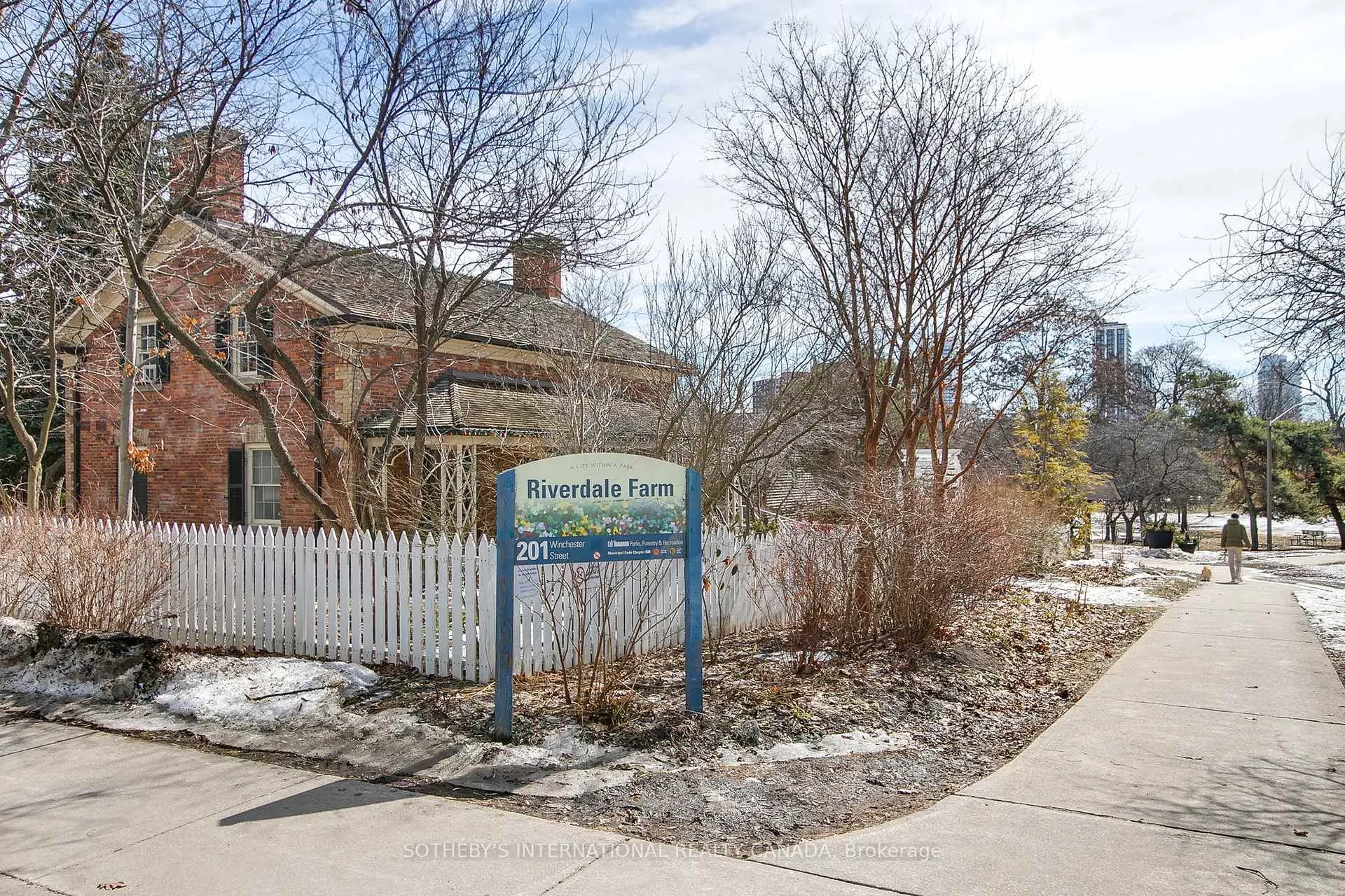 Photo 38 of 389 Carlton Street, Toronto, Cabbagetown-South St. James Town — HOMEH