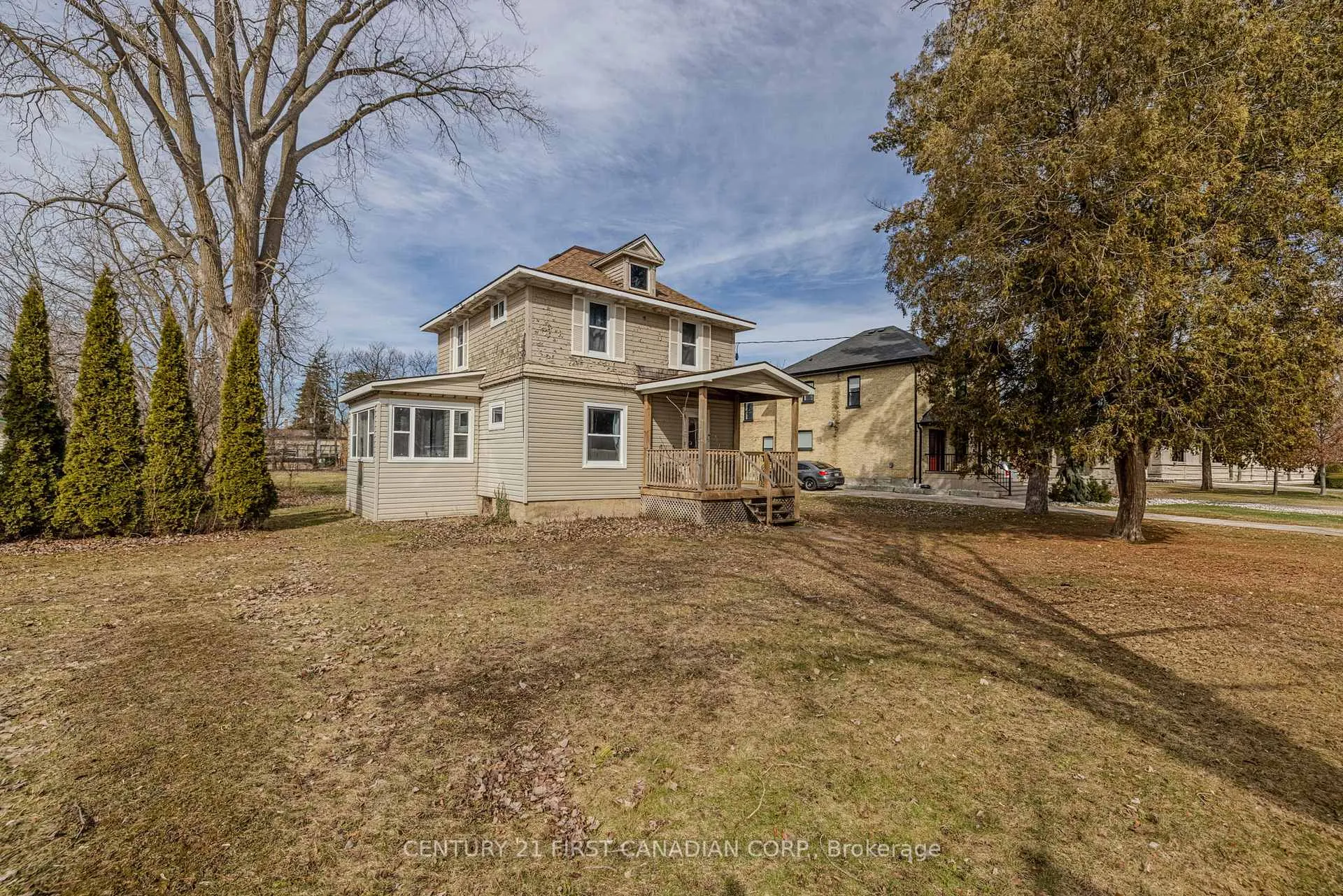 Photo 4 of 159 Main Street, North Middlesex, Parkhill — HOMEH
