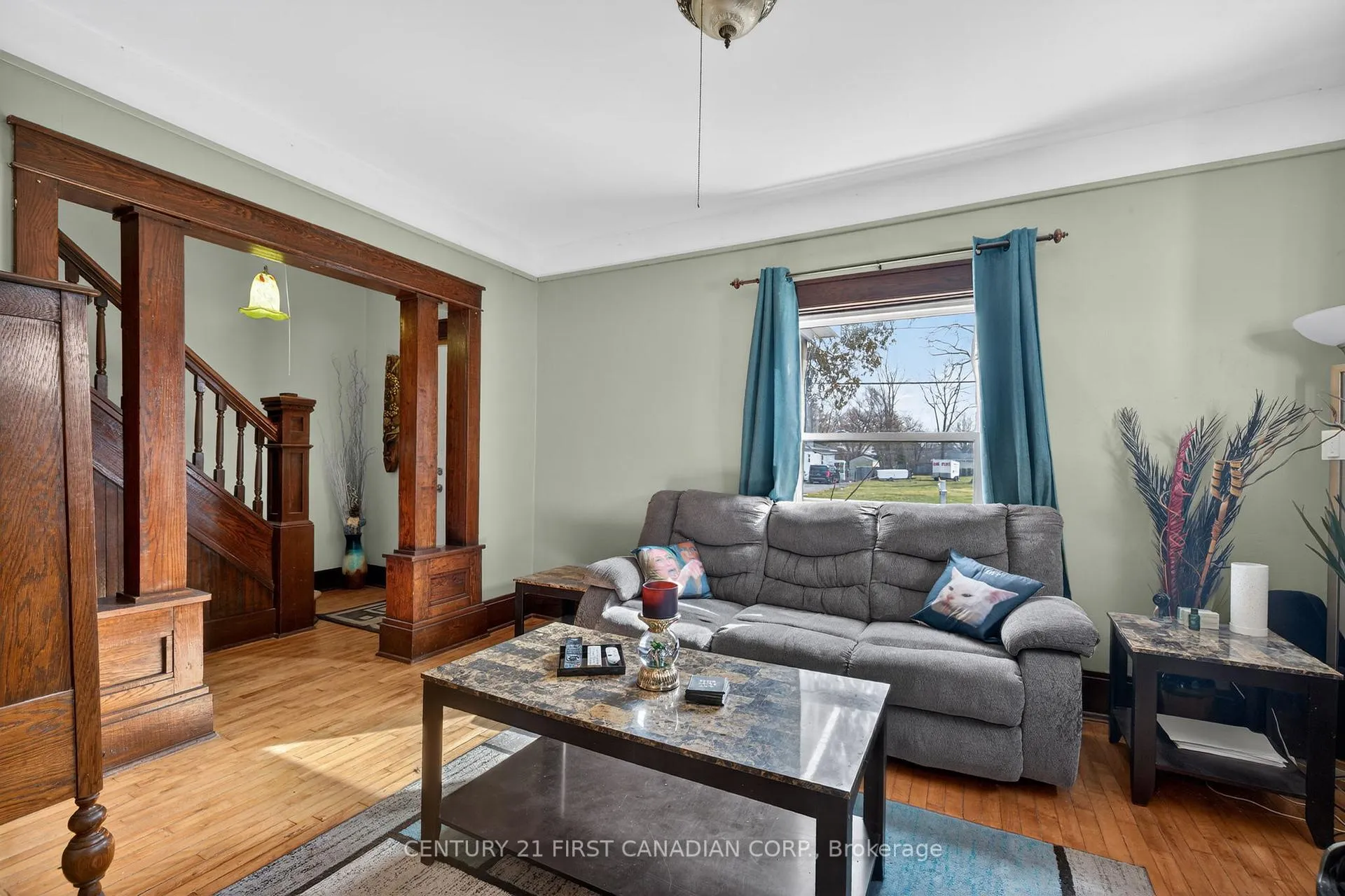 Photo 9 of 159 Main Street, North Middlesex, Parkhill — HOMEH